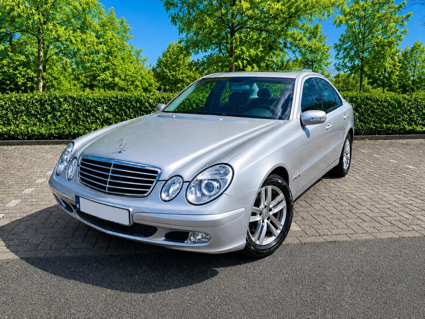 Mercedes E220 ✅ Automaat / GPS / Camera / Airco️ ❄️ Carplay, Automaat, 4 deurs, 4 cilinders, Particulier