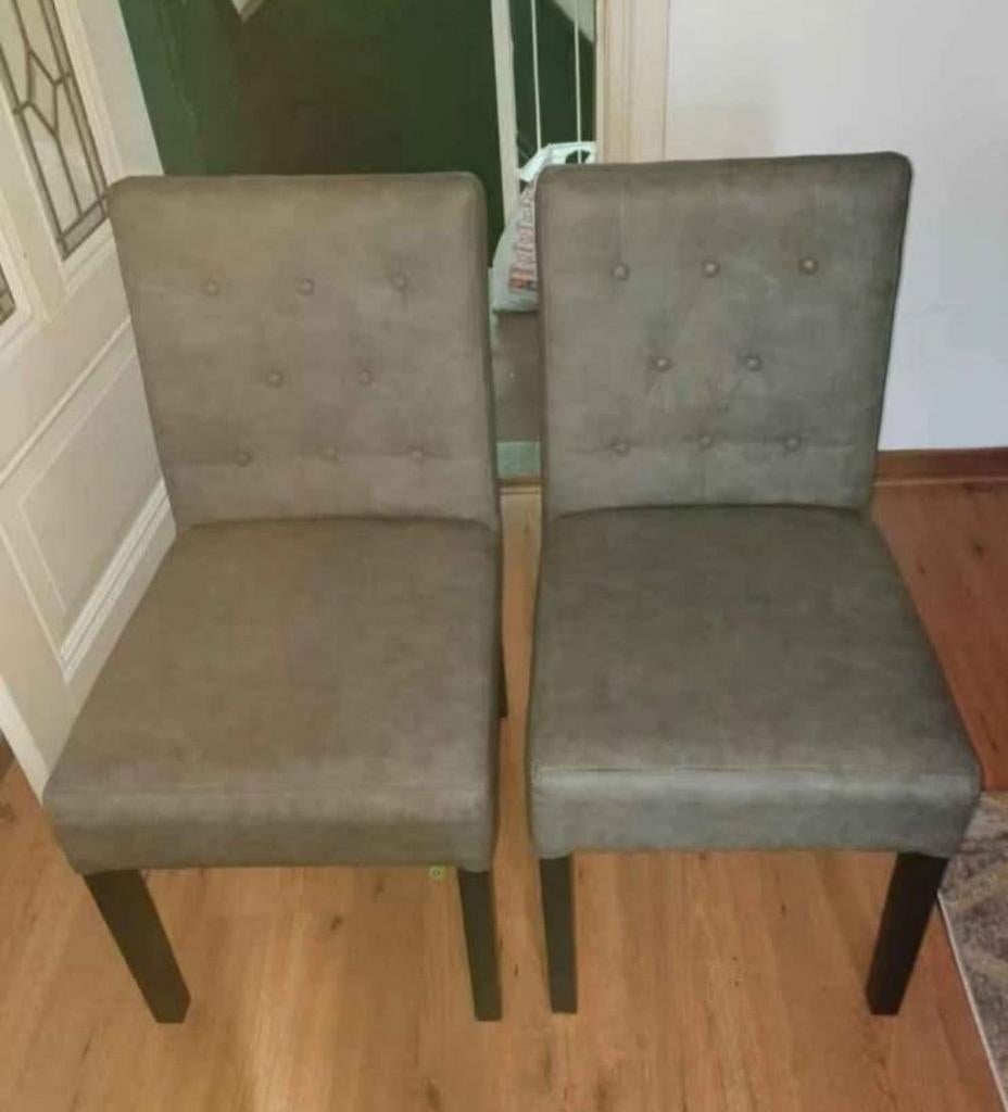 2 chaises en cuir vert à vendre comme neuves, Maison & Meubles, Chaises, Enlèvement, Comme neuf