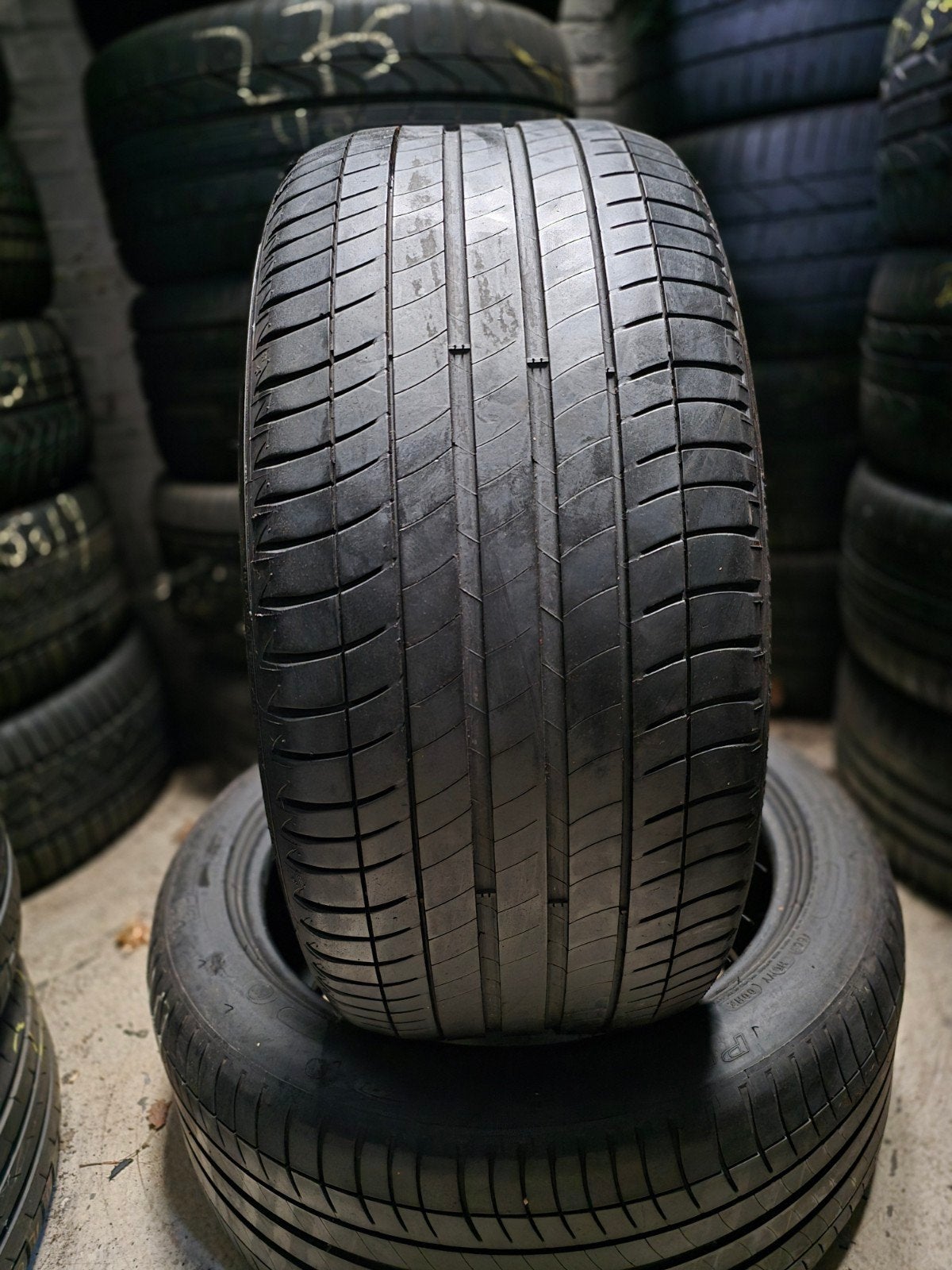 275 40 19 Michelin avec montage et équilibrage, Enlèvement