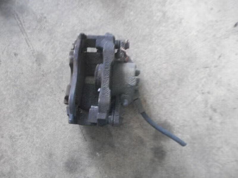 REMKLAUW RECHTS VOOR Peugeot 206 CC (2D) (01-2000/12-2007), Kontakt-peugeot@peugeot.com, Enlèvement ou Envoi, Peugeot Deutschland GmbH