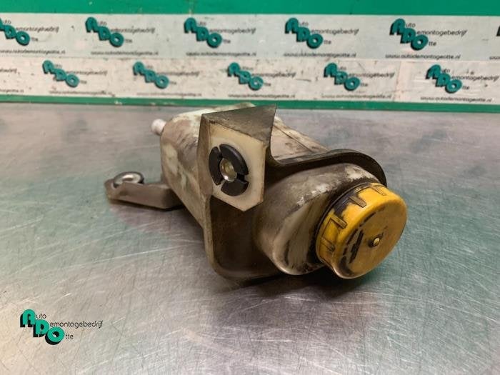 Réservoir d'huile direction assistée d'un Fiat Fiorino (Fi, -, 3 mois de garantie, Utilisé, Fiat