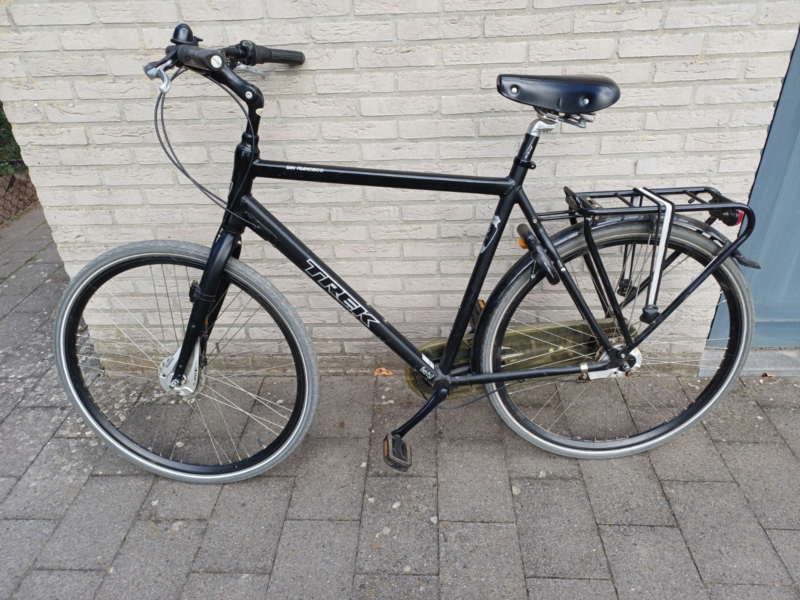 TREK San Fransisco, mat zwart, framemaat 60, Fietsen en Brommers, Gebruikt, Versnellingen, 57 tot 61 cm, Schijfrem