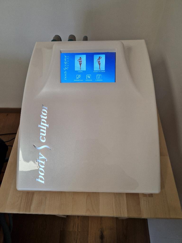 BodySculptor Reveal (2023) – TOPSTAAT – Lymfedrainage, Ophalen, Zo goed als nieuw, Lichaamsverzorging