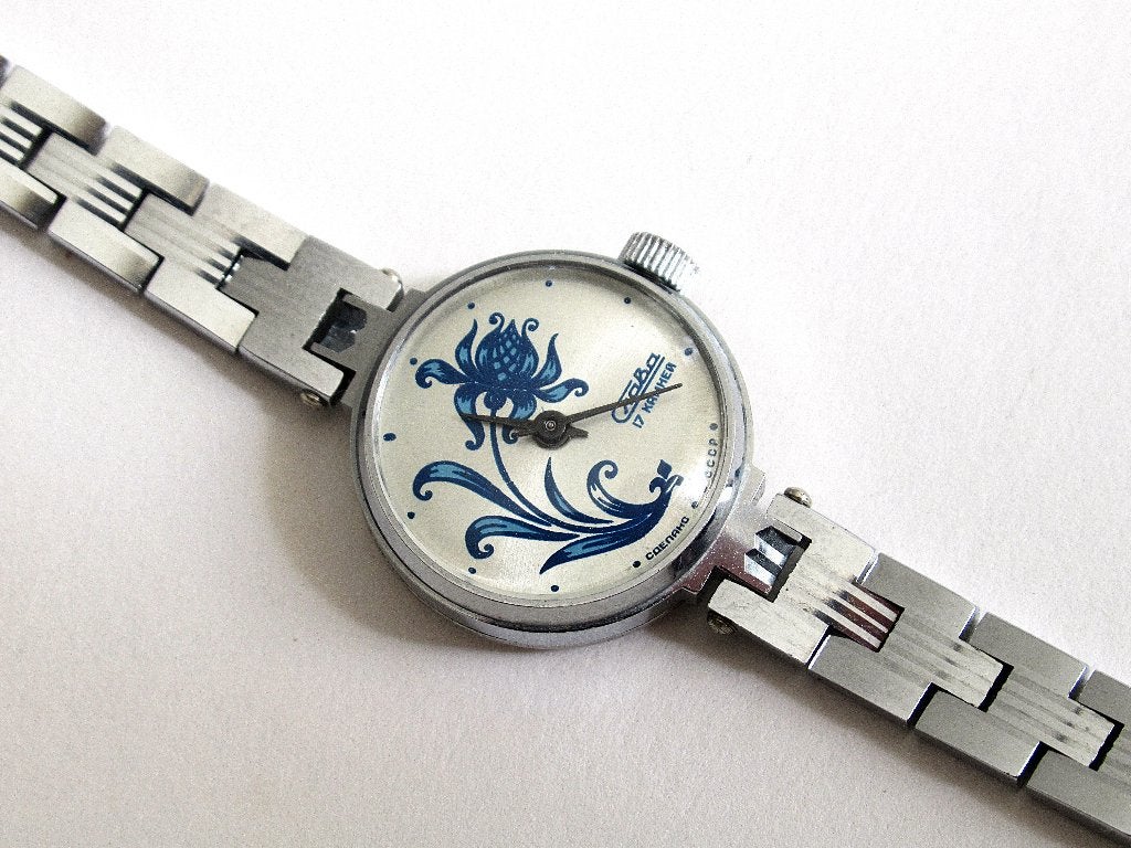 Vintage SLAVA mechanisch dames horloge Nieuw USSR, 80 jaren., Handtassen en Accessoires, Overige Accessoires, Ophalen of Verzenden
