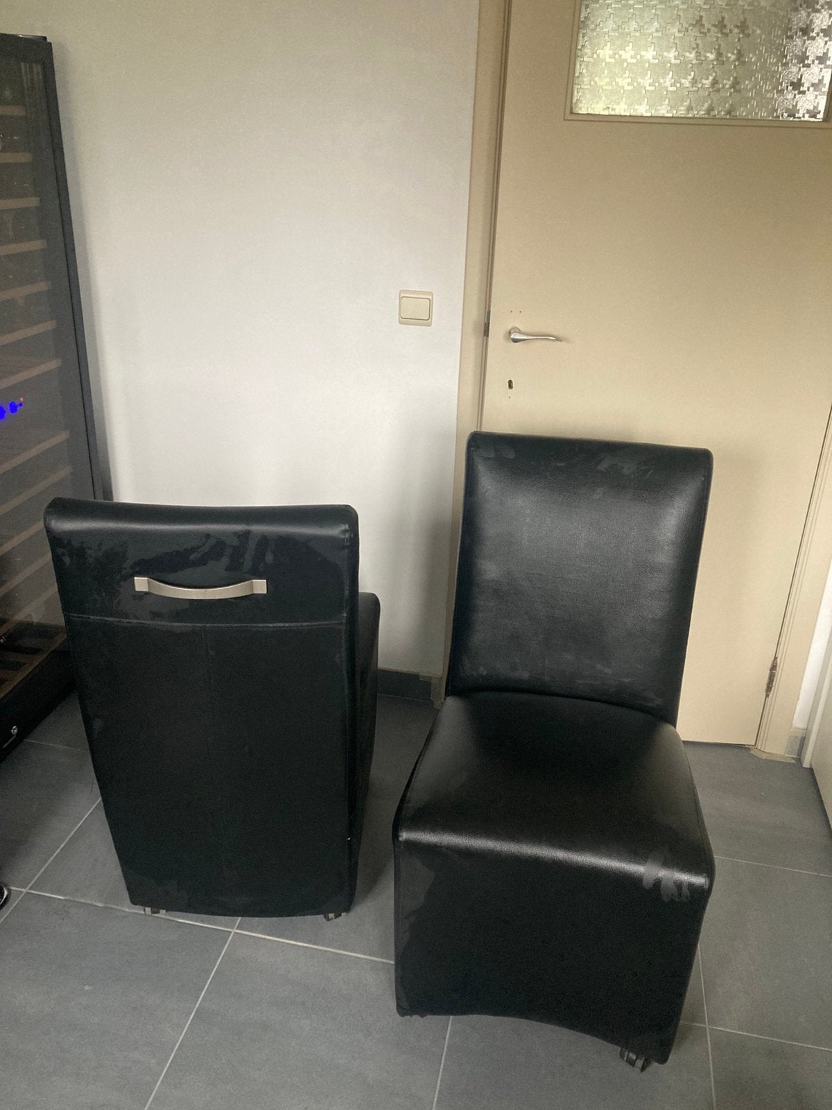 2 eetkamerstoelen op wieltjes, Maison & Meubles, Enlèvement, Comme neuf, Noir