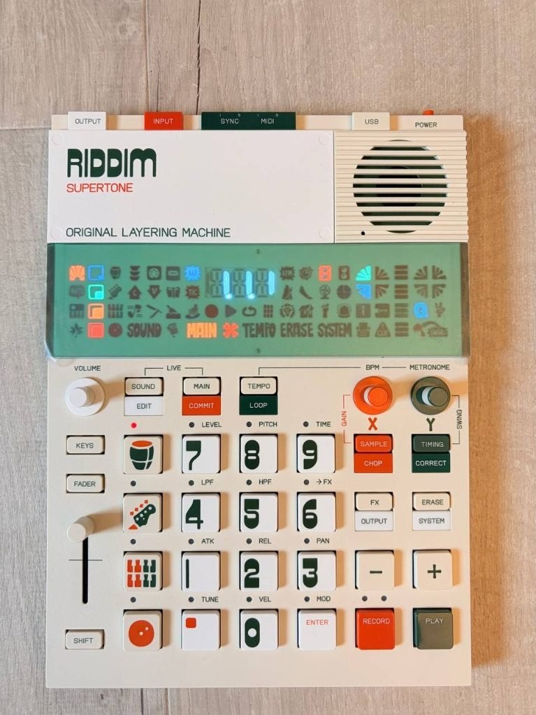 Teenage Engineering EP-40 Riddim, Envoi, Comme neuf