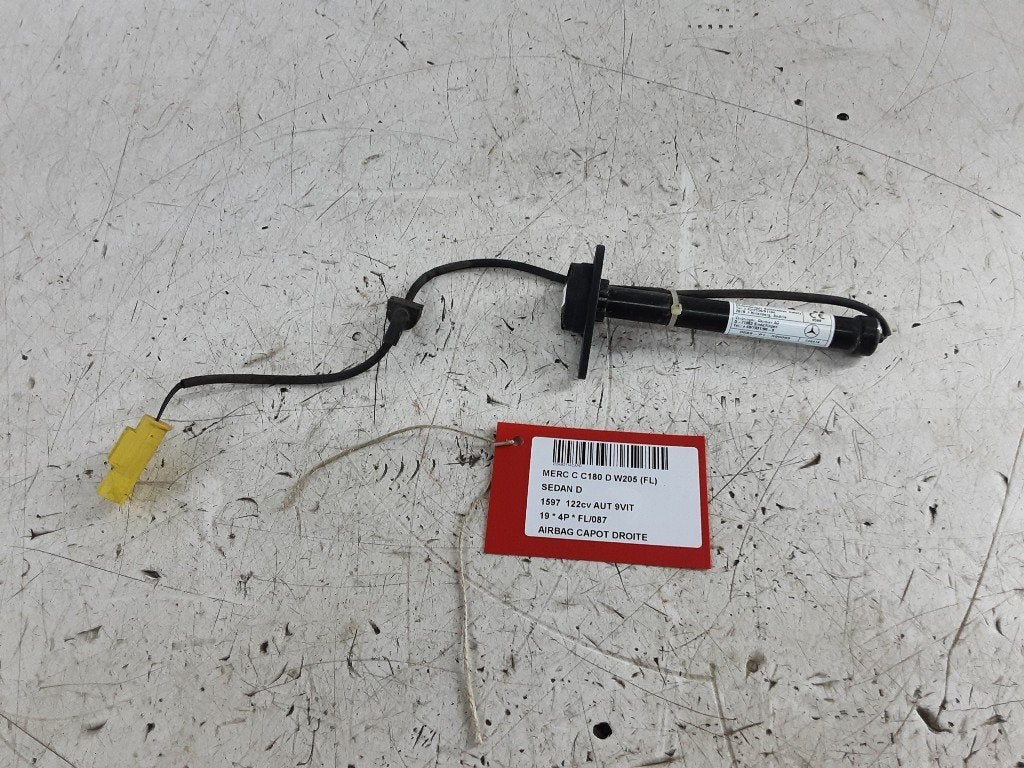 AIRBAG Mercedes-Benz C (W205) (A2059060002Q06), Auto-onderdelen, Gebruikt, Mercedes-Benz, Mevr. I. Hauben, Rue de l'Espoir 34 34
4030  GRIVEGNÉE, BE