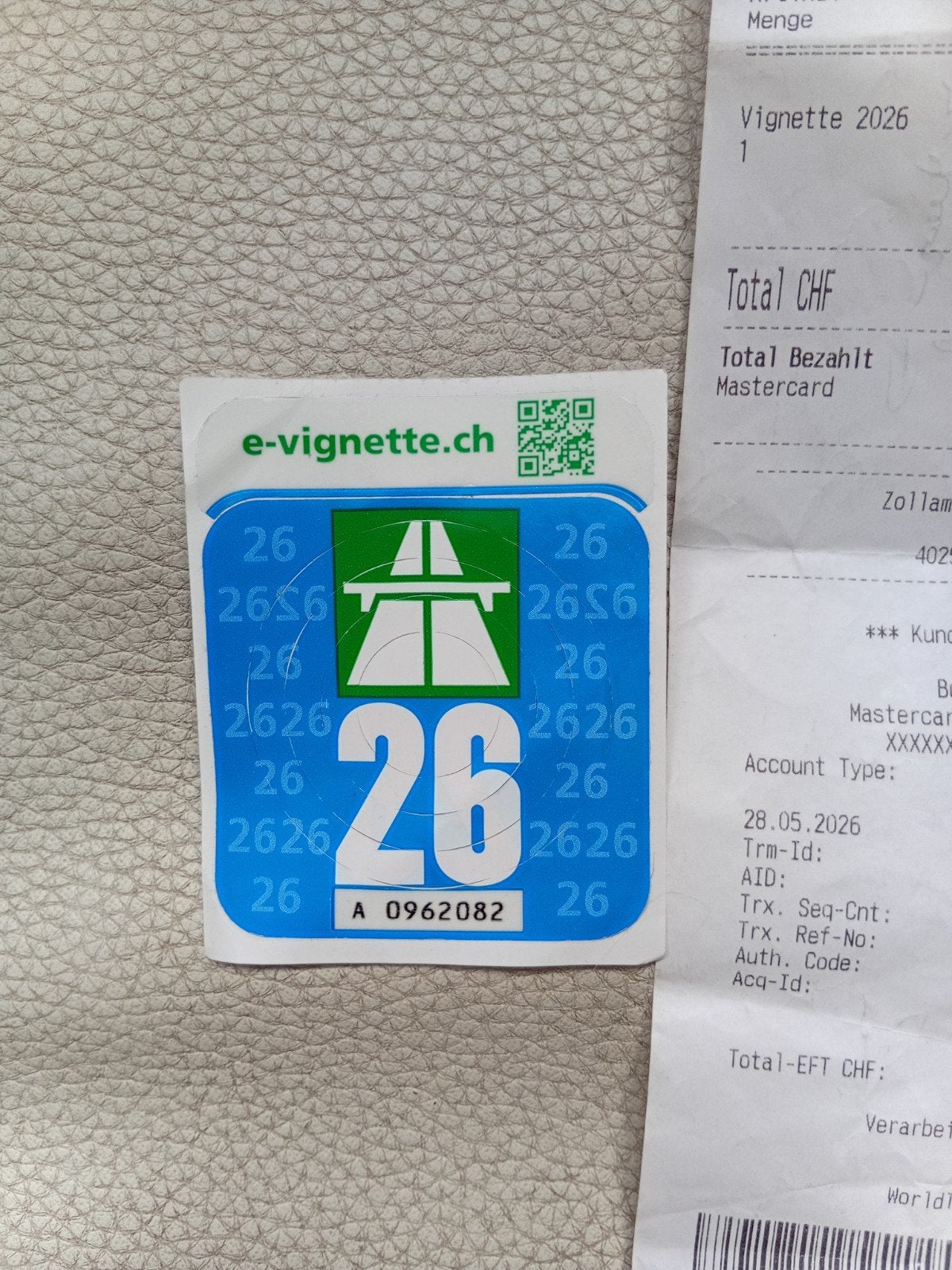 Vignette Suisse neuve car jamais utilisé!