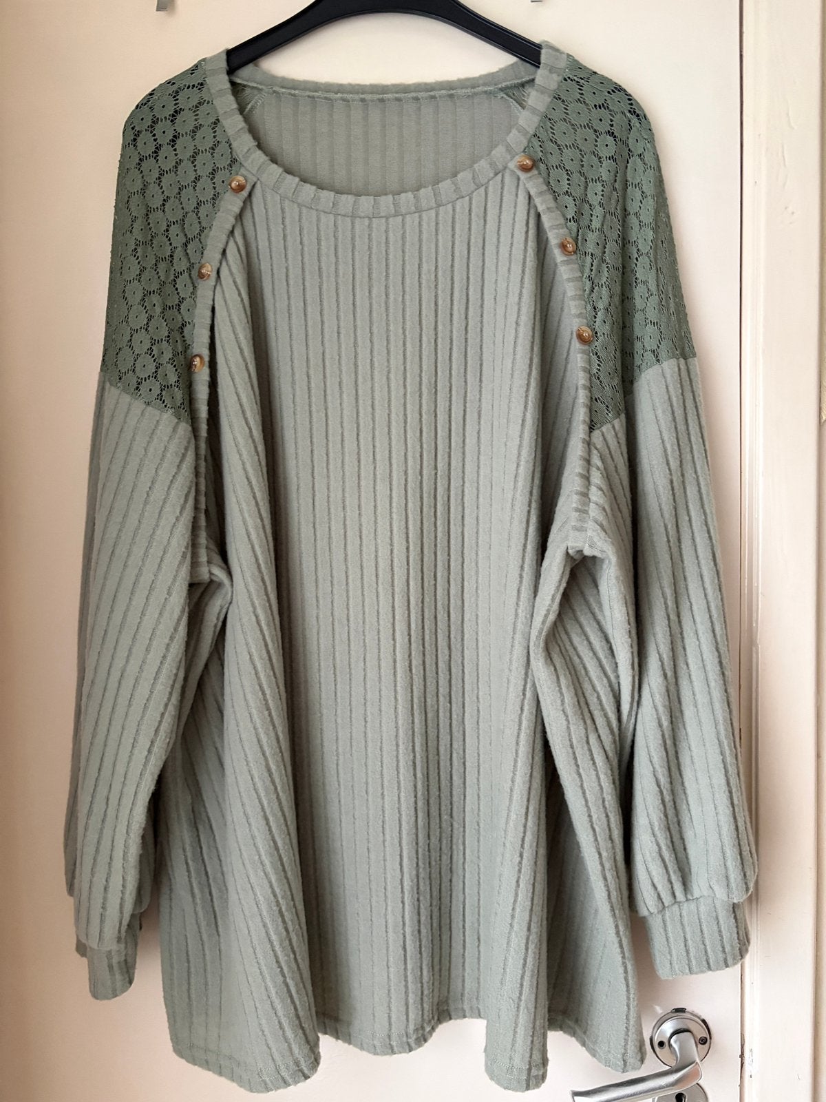 SHEIN CURVE+ 8XL warm T-shirt met geribbelde, Kleding | Dames, Ophalen of Verzenden, Zo goed als nieuw