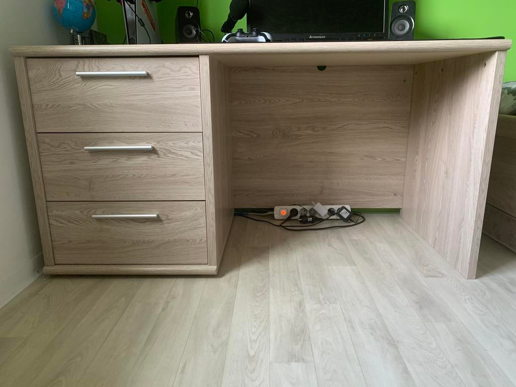 Bureau met 3 lades lichte eik B138xD67xH71.5, Huis en Inrichting, Bureaus, Ophalen, Gebruikt, 138 cm, Demontabel