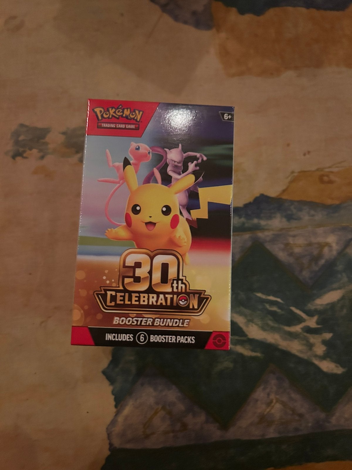 Pokemon booster bundle 30th, Games en Spelcomputers, Ophalen, Zo goed als nieuw