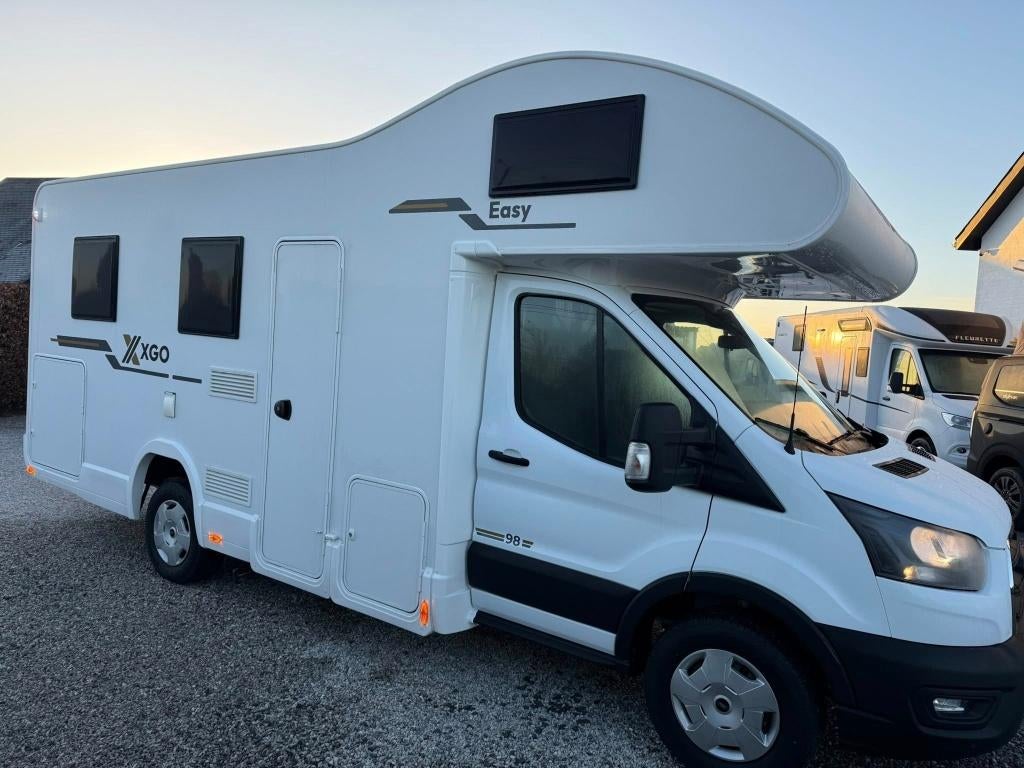 XGO Easy 98Le capucine familiale et compact 7m!, Caravanes & Camping, Camping-cars, XGO, Boîte manuelle, Diesel, Siège en L