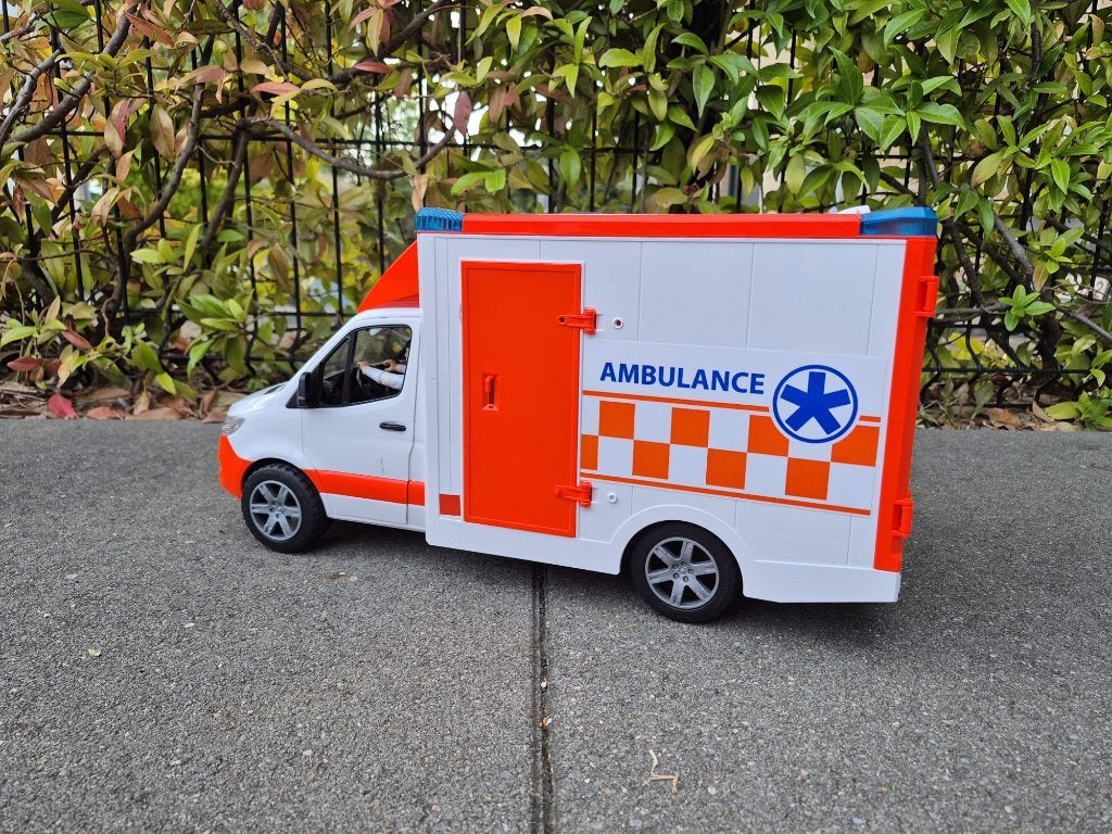 Bruder 02676 Mercedes-Benz Sprinter ambulance, Ophalen, Gebruikt