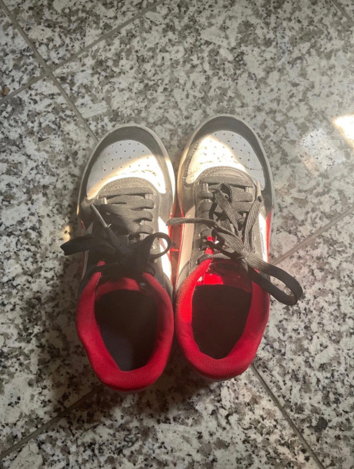 Red and black puma shoes. Size 36, Vêtements | Femmes, Chaussures, Enlèvement ou Envoi, Porté, Rouge, Chaussures de marche