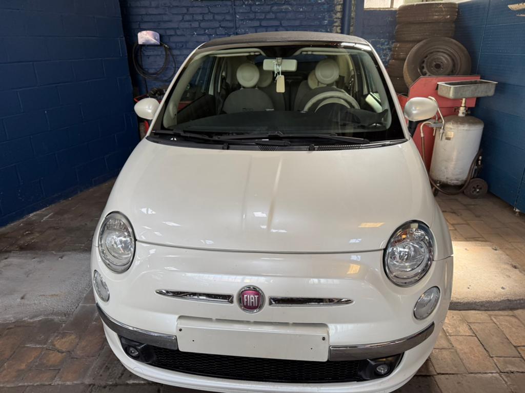 Fiat 500 cabriolet 1.2 diesel 95 pk 2011 175.000 km, Auto's, Fiat, Voorwielaandrijving, Zwart, 4 cilinders, Cabriolet