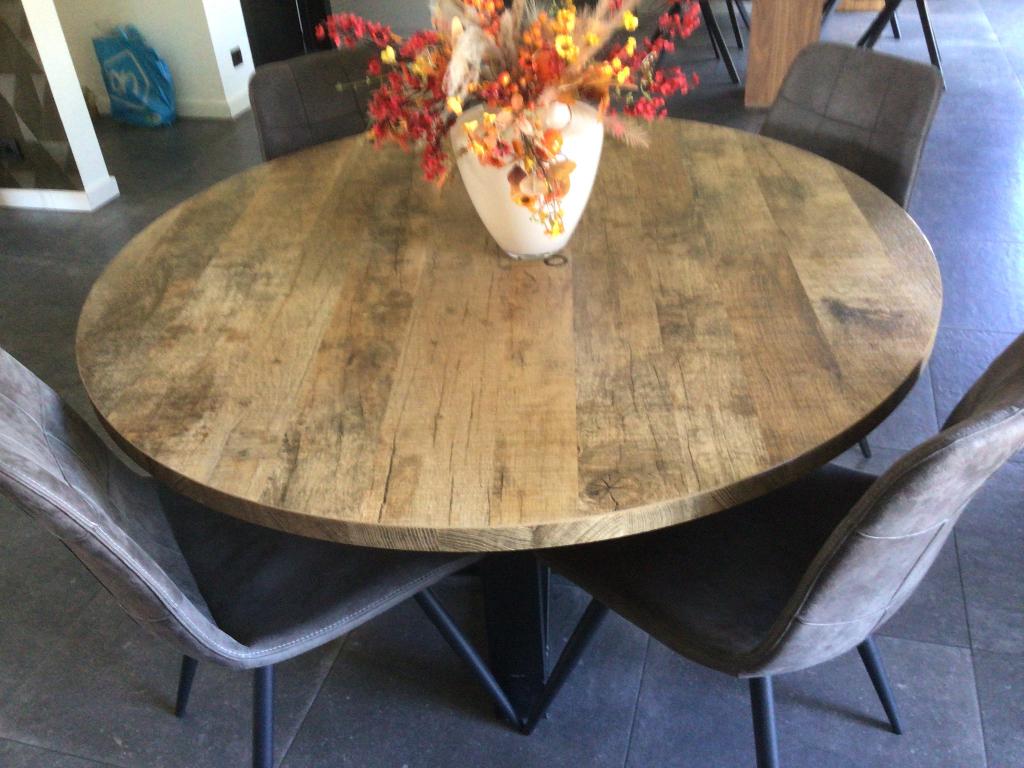Tafel met stoelen, Ophalen, Rond, Zo goed als nieuw, Metaal