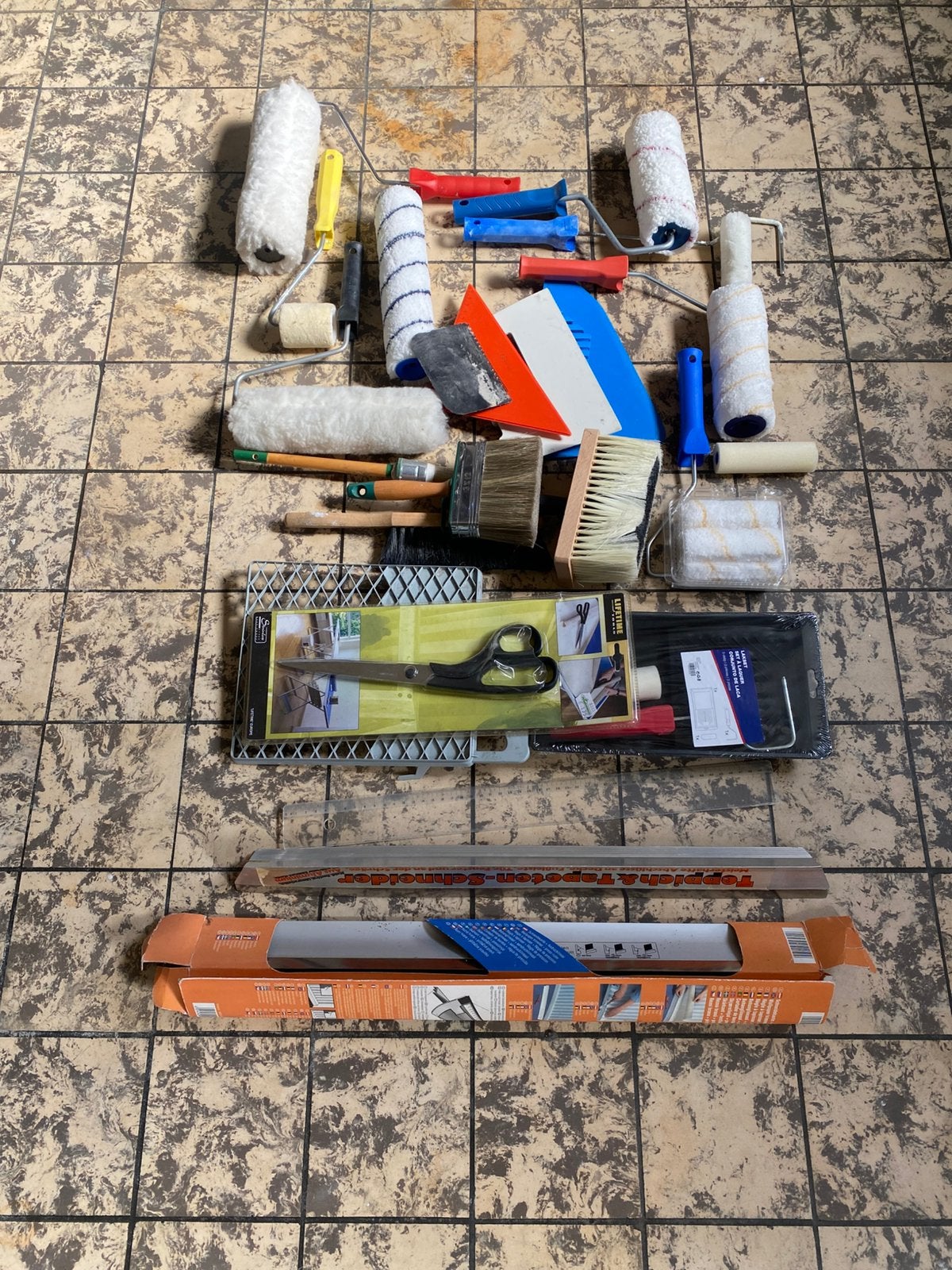 Verf en behang spullen, Doe-het-zelf en Bouw, Ophalen, Zo goed als nieuw, Verf