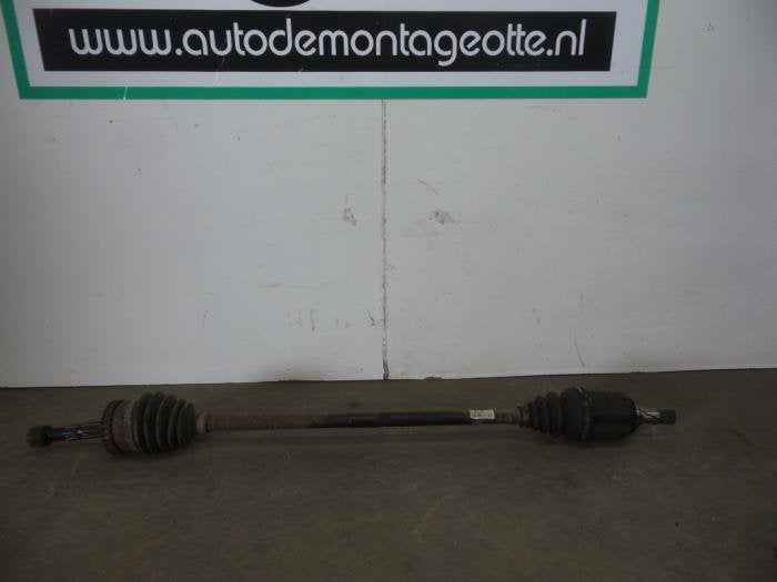 Arbre de transmission avant droit d'un Opel Corsa (Corsa C 0, -, Opel, 3 mois de garantie, Utilisé