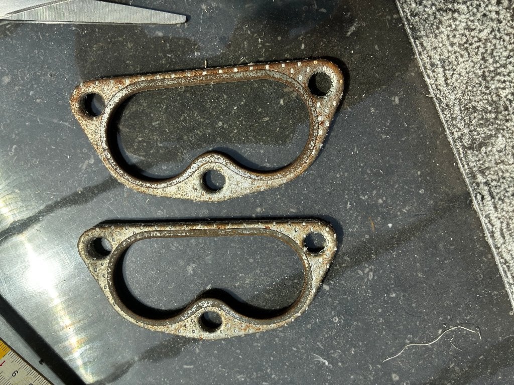 Joint d'échappement pour voiture classique Mazda 808, Enlèvement ou Envoi, Neuf, Pièces américaines