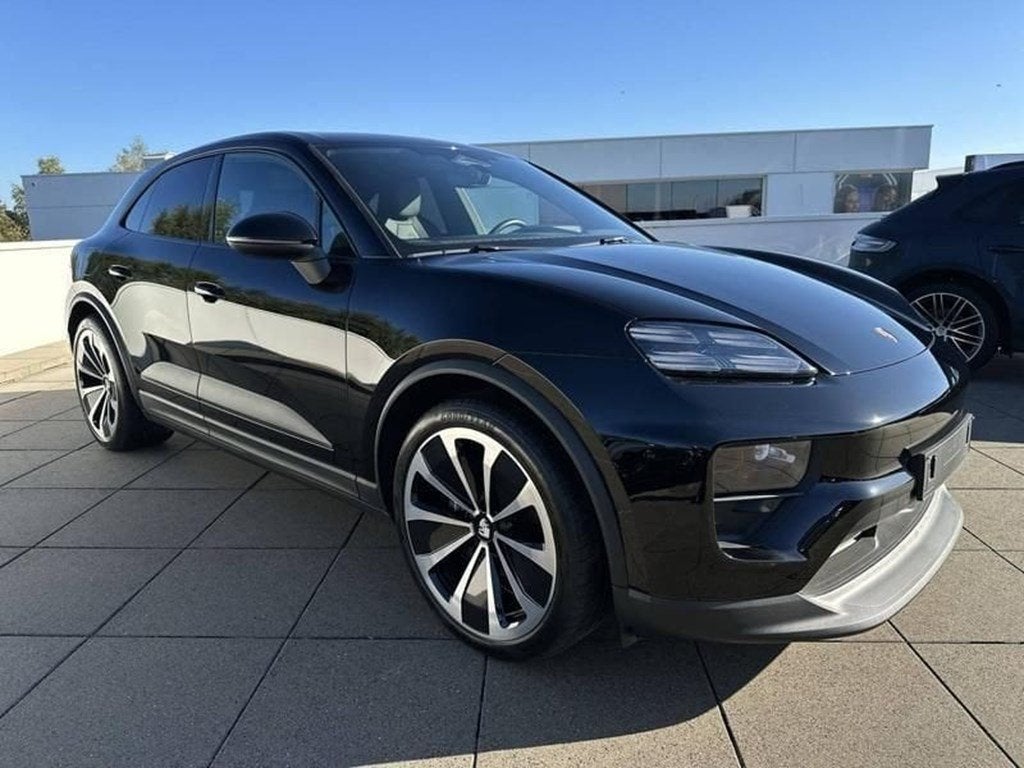 Porsche Macan 300kW 9388km 2025, Autos, 408 ch, Entreprise, Noir, 5 portes