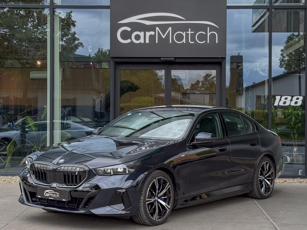 BMW i5 eDrive40 M Sport Pro - CC | CAMERA | H&K, Auto's, BMW, Bedrijf, Te koop, i5, 360° camera, ABS, Achteruitrijcamera, Adaptieve lichten