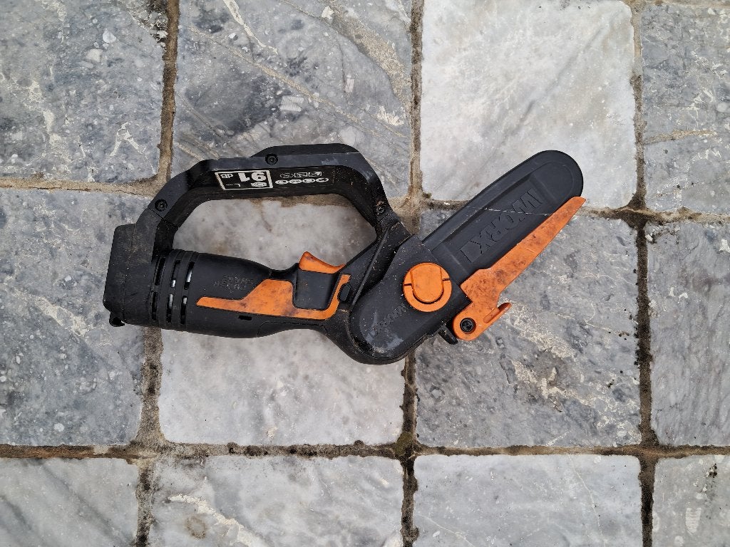 Mini-tronçonneuse Worx, Bricolage & Construction, Enlèvement, Utilisé, Autres types, Autres marques