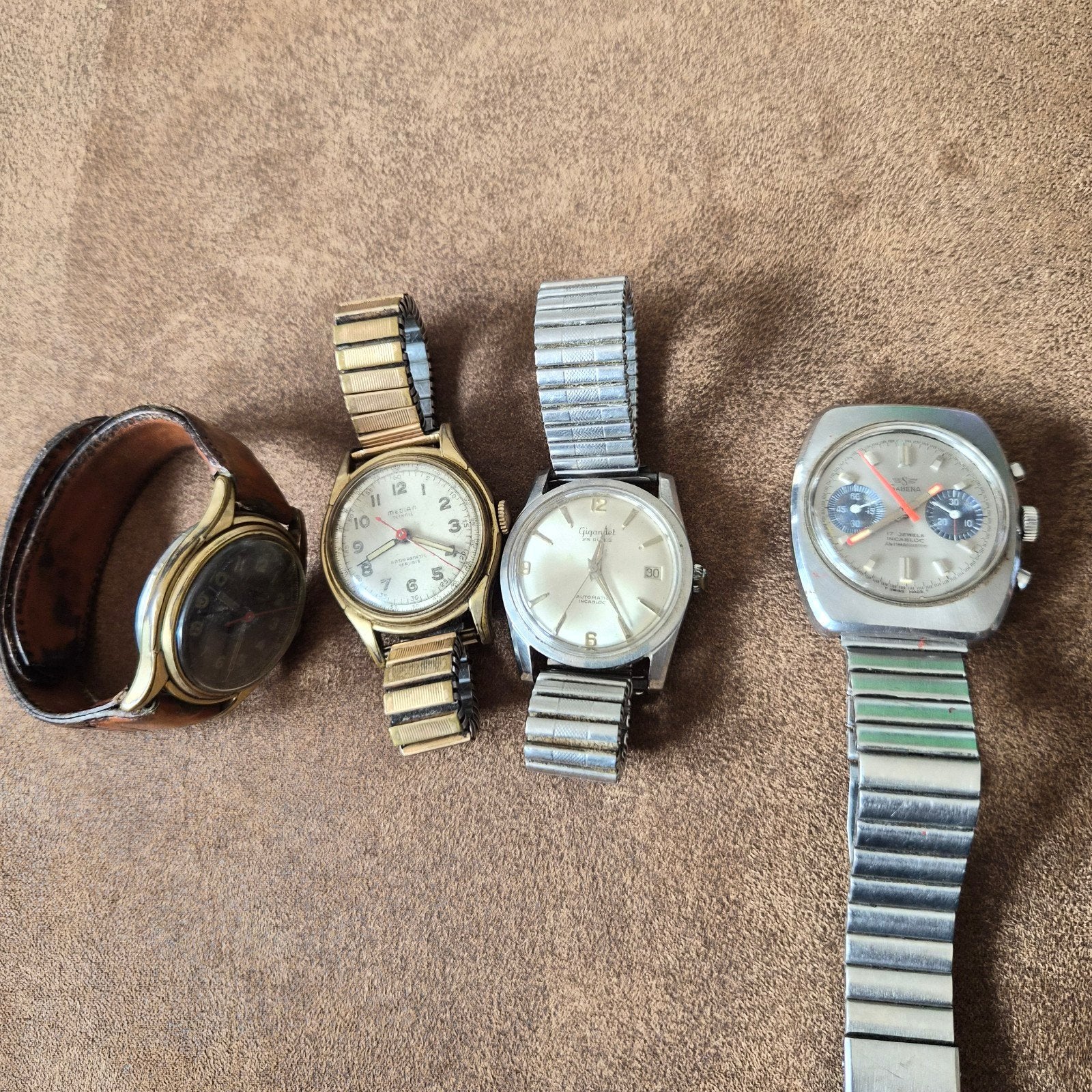 vintag horloge werekende, Ophalen
