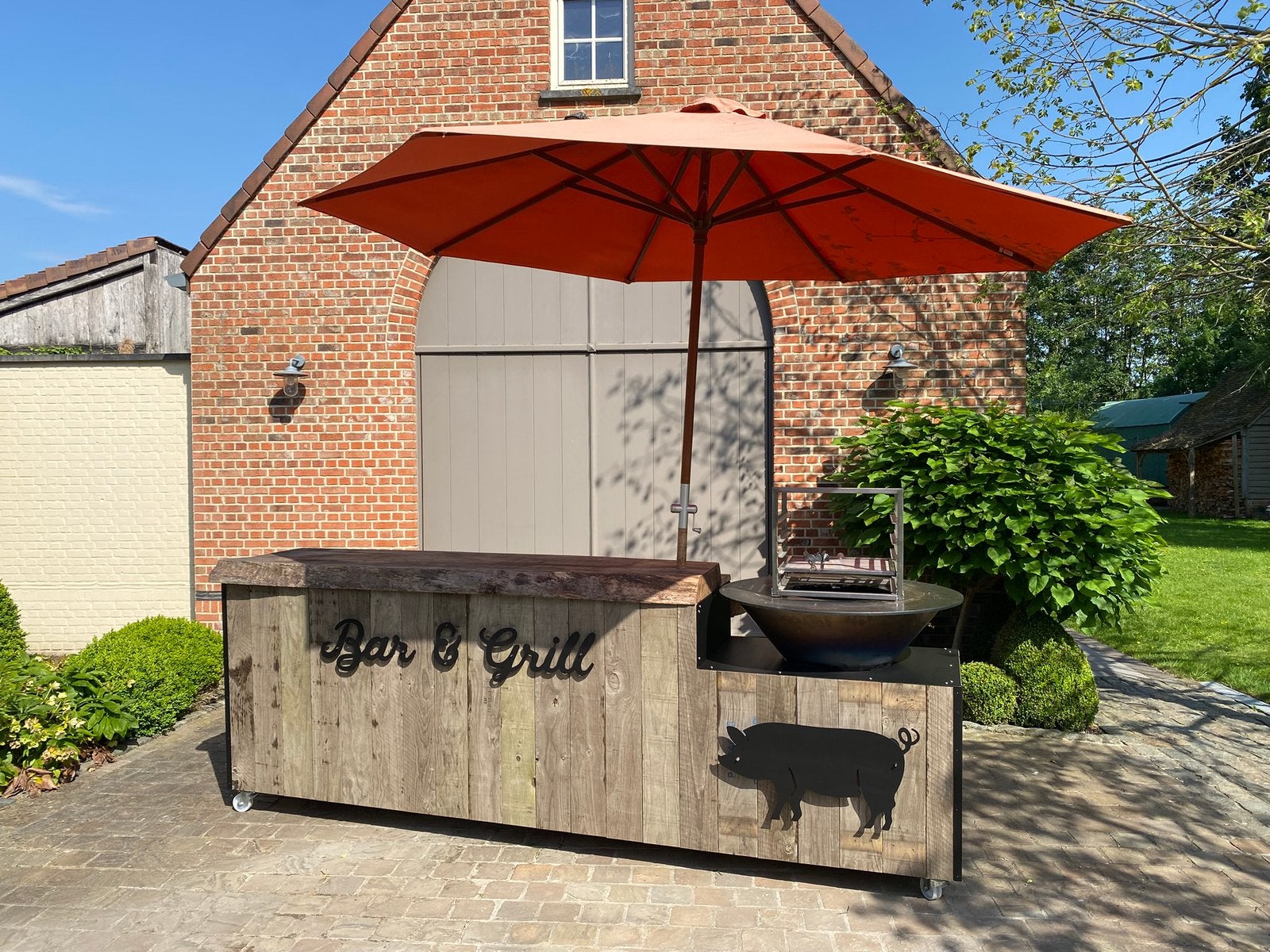 Bar en grill!, Jardin & Terrasse, Accessoires pour le barbecue, Comme neuf, Enlèvement