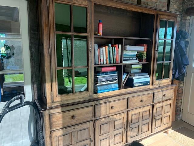 bibliotheek kast, Ophalen, Minder dan 50 cm, Gebruikt, Met deur(en)