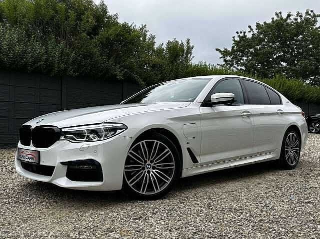 BMW 530 eA PHEV Performance Business Edition FULL PACK, Auto's, BMW, Automaat, 1998 cc, Euro 6, Bedrijf