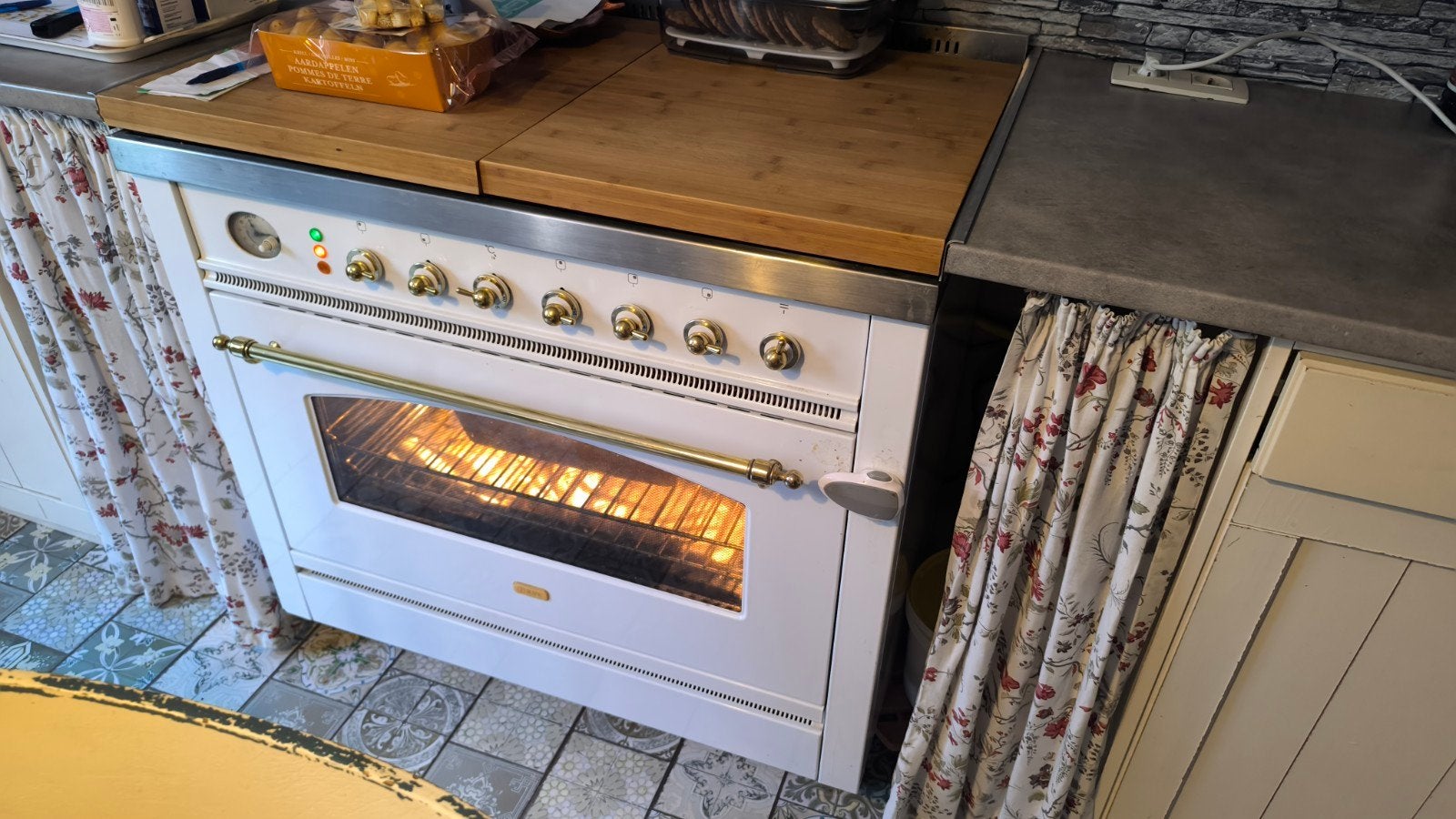 fornuis ILVI, Ophalen, Gebruikt, 60 cm of meer, Gas