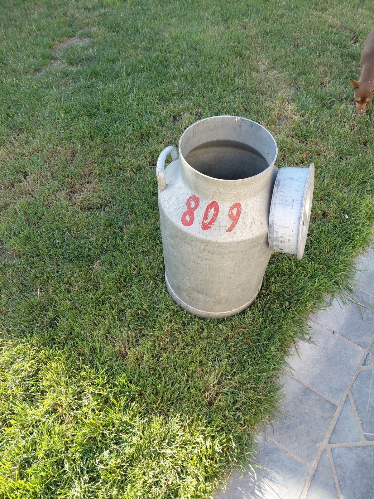 Melk  kan, Ophalen