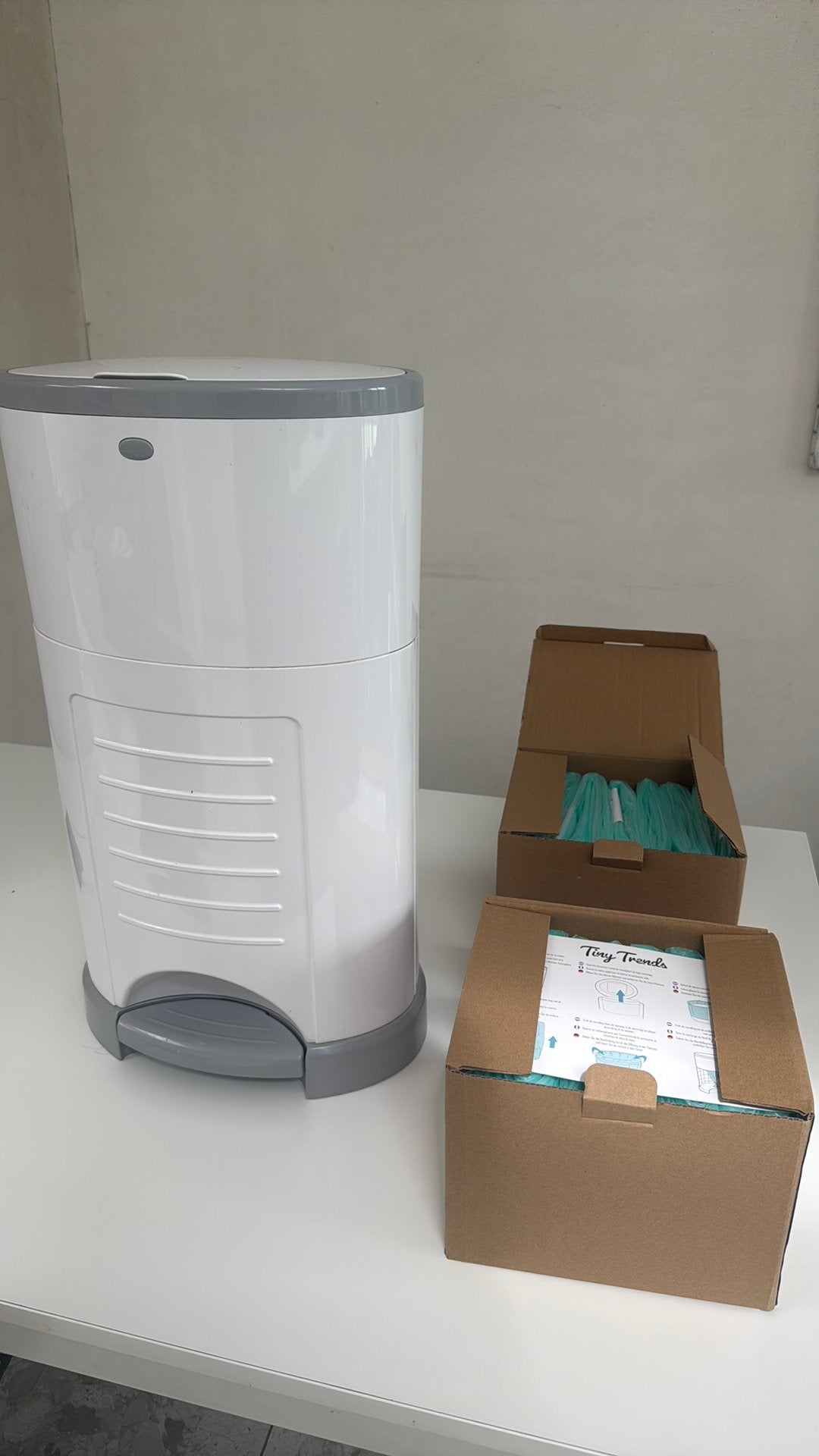 Korbell luieremmer / pamperemmer + 2 dozen navulzakken, Huis en Inrichting, Woonaccessoires | Prullenbakken, Ophalen, Zo goed als nieuw