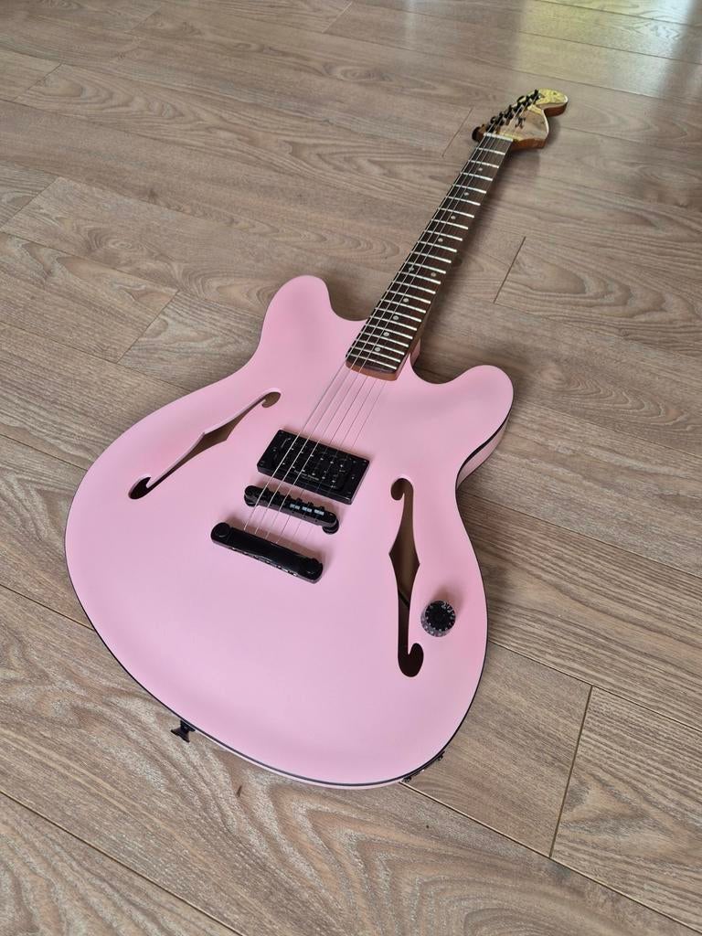 Fender Tom Delonge Starcaster, Musique & Instruments, Instruments à corde | Guitares | Électriques, Enlèvement ou Envoi, Fender