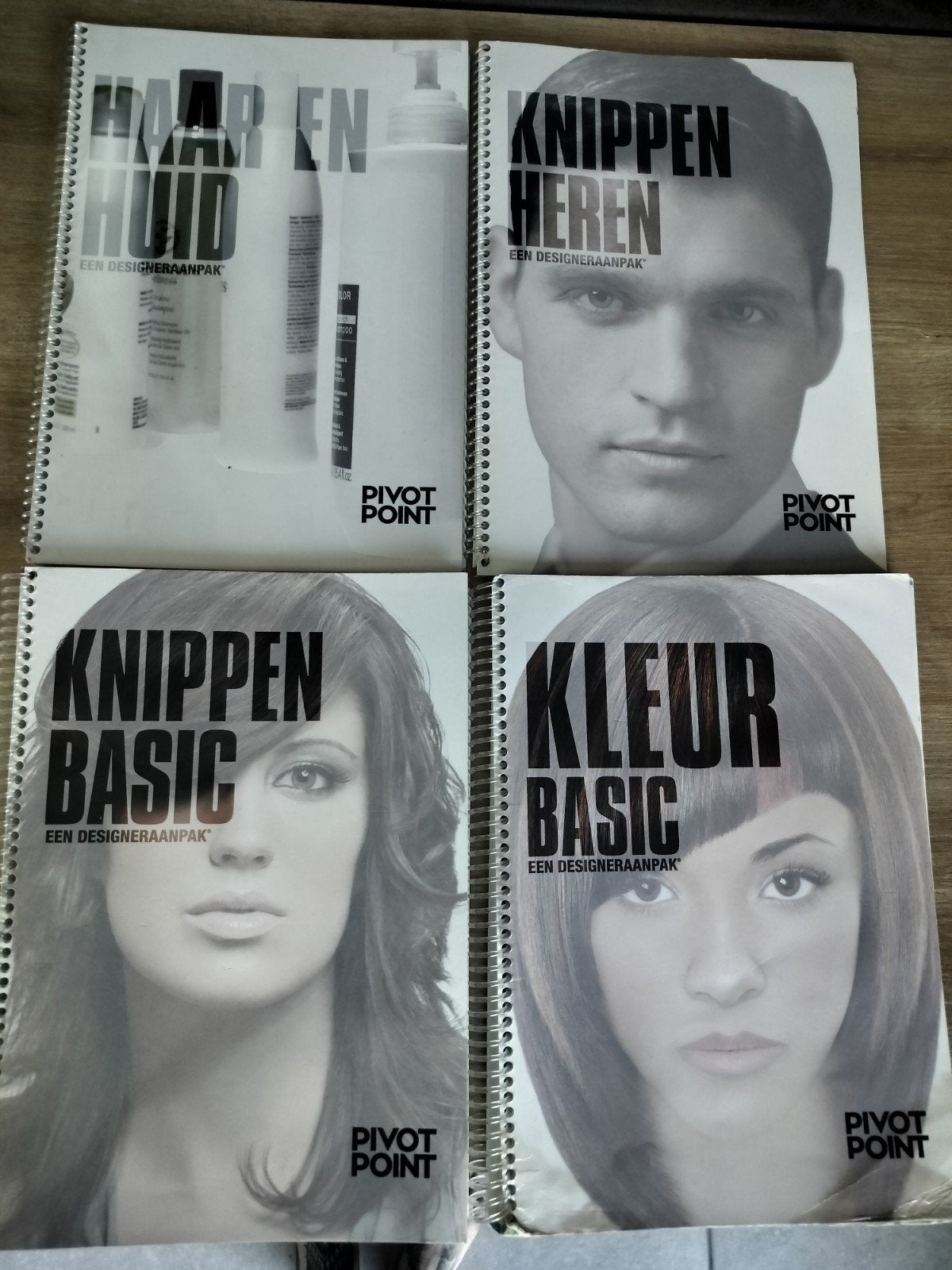 Pivot Point boeken | kappersopleiding, Boeken, Studieboeken en Cursussen, Ophalen of Verzenden