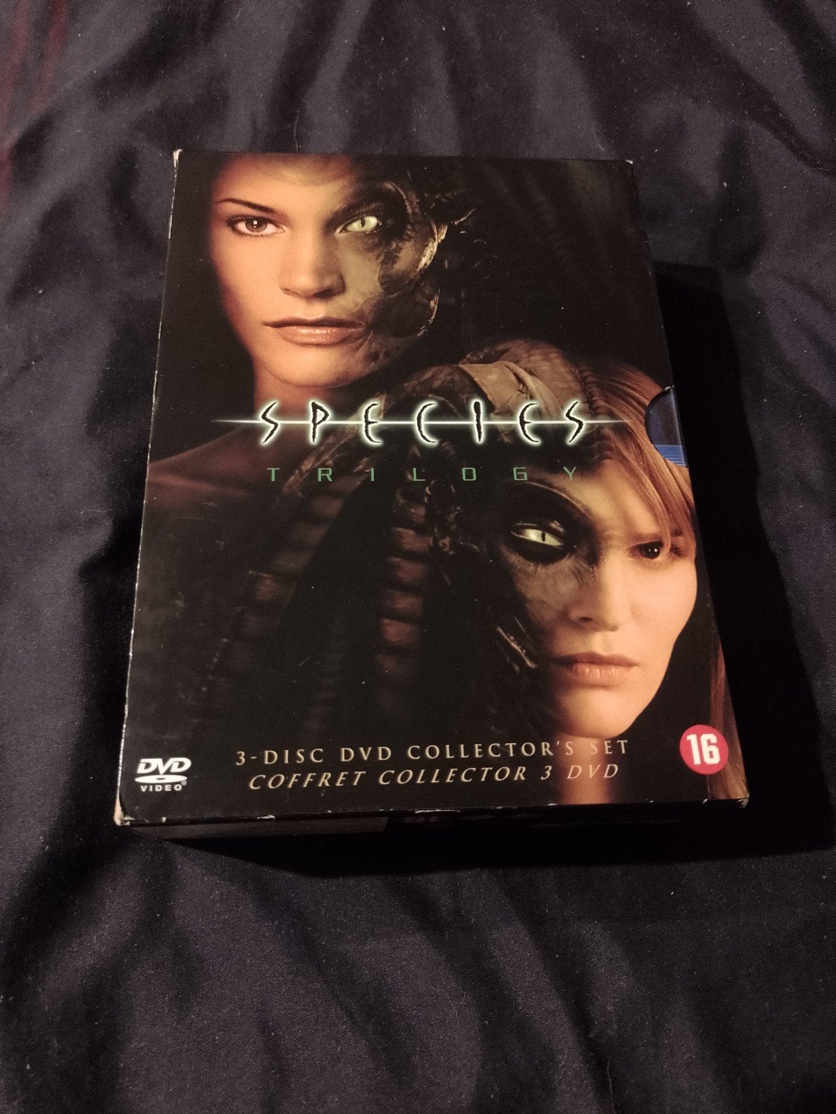 A vendre en coffret dvd la trilogie Species, CD & DVD, DVD | Science-Fiction & Fantasy, Enlèvement ou Envoi, Science-Fiction, Comme neuf