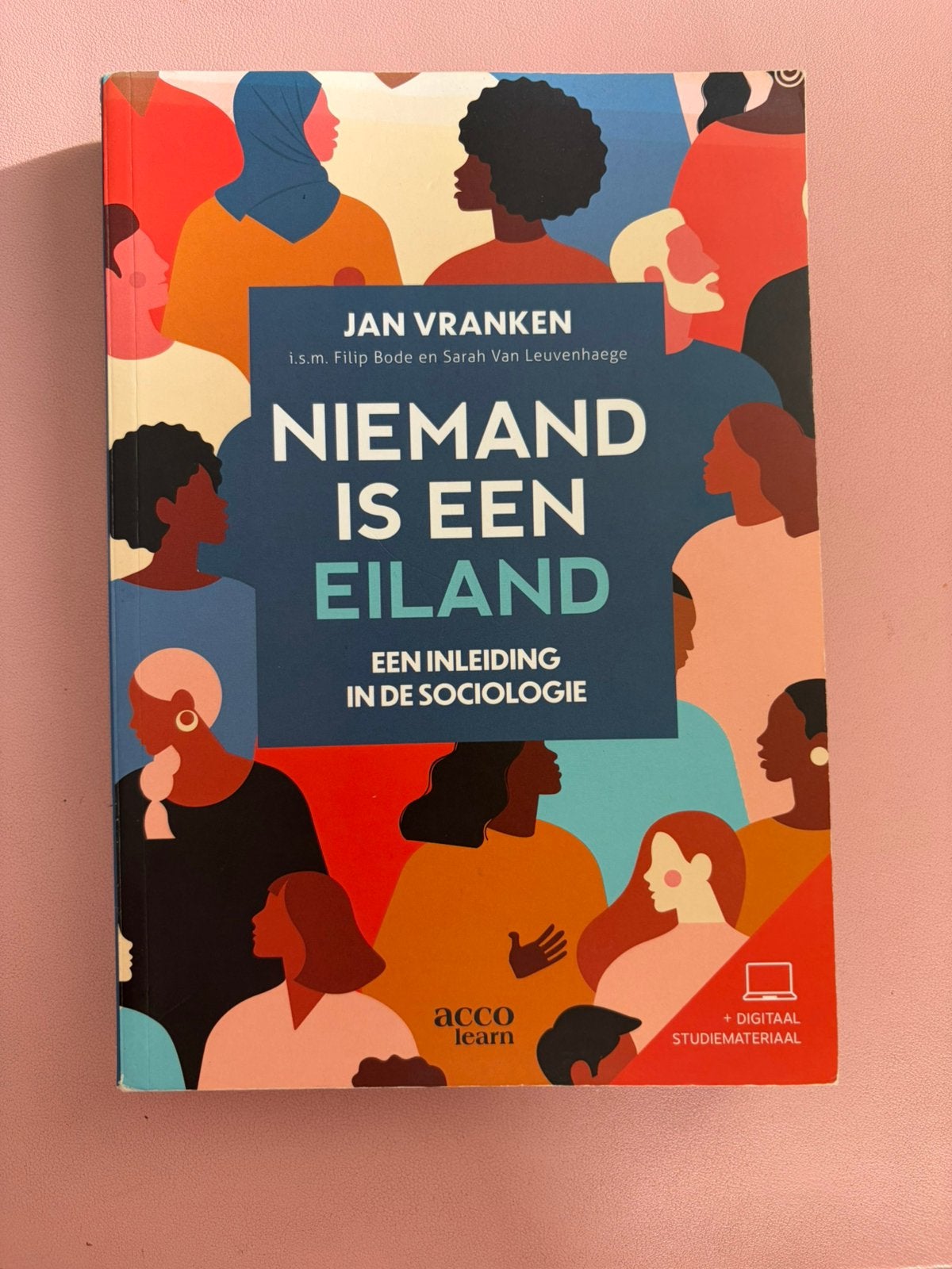 Niemand is een eiland, Boeken, Ophalen, Zo goed als nieuw