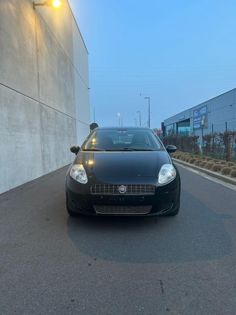 Fiat punto 1.2 benzine 48kw bj 2009 km150432 1j garantie, https://public.car-pass.be/vhr/d0544a16-e301-4746-8ccf-ddab1b6e2a93