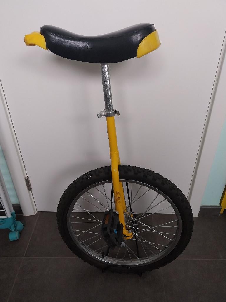 Stelten en eenwieler, Fietsen en Brommers, Ophalen, Gebruikt