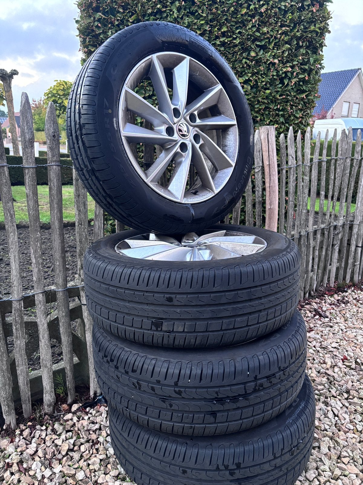 Velgen + banden skoda, Ophalen, 17 inch, Band(en)