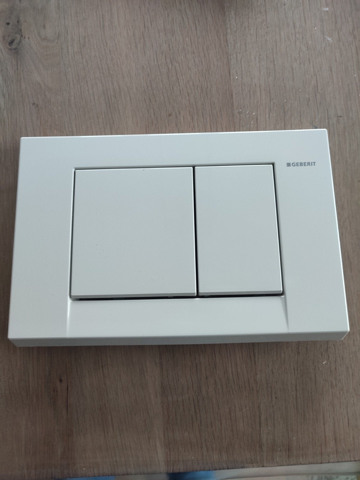 Geberit bedieningspaneel, Doe-het-zelf en Bouw, Sanitair, Ophalen
