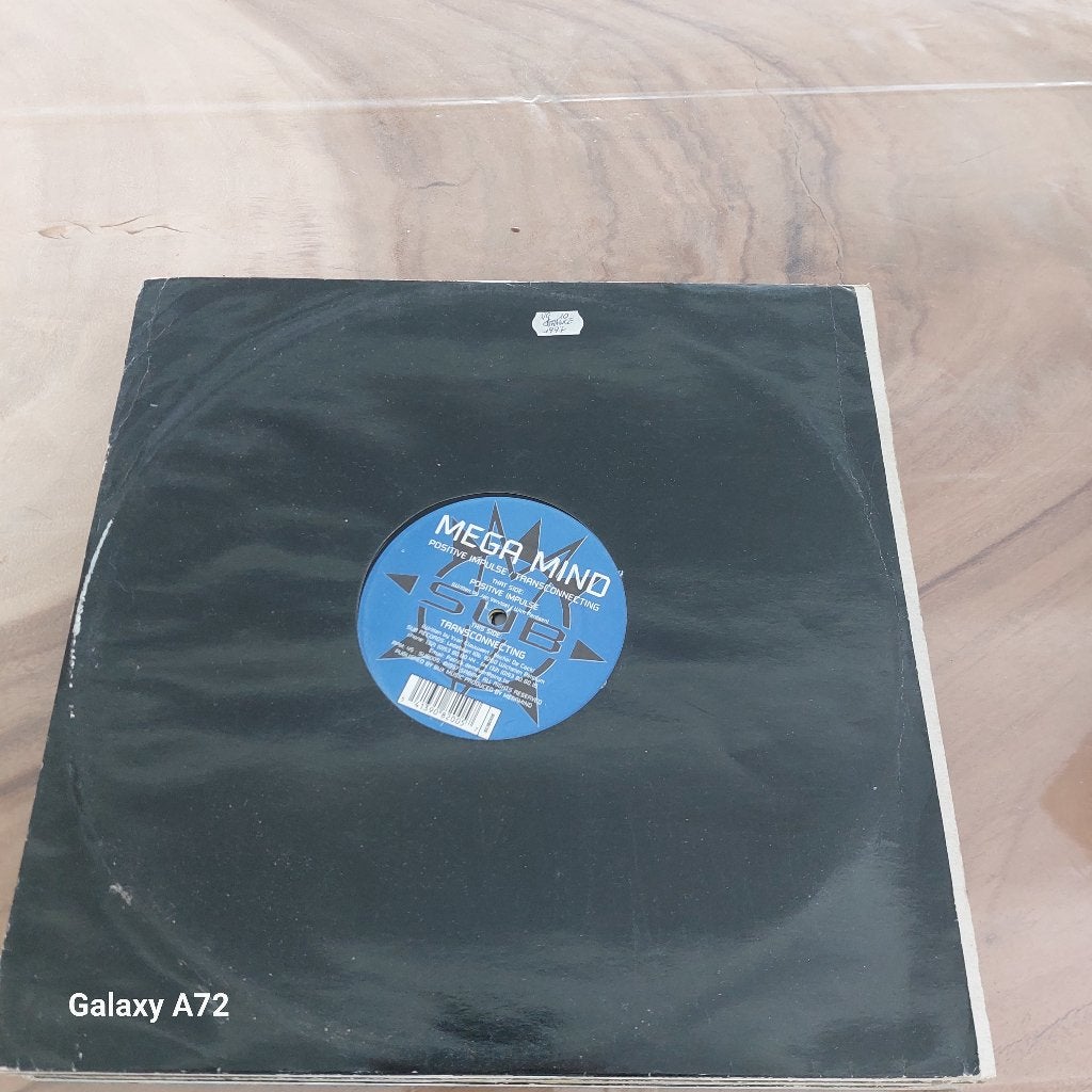 mega mind positive impulse 12 inch maxi, CD & DVD, Vinyles | Dance & House, 12 pouces, Trance, Enlèvement ou Envoi, Utilisé