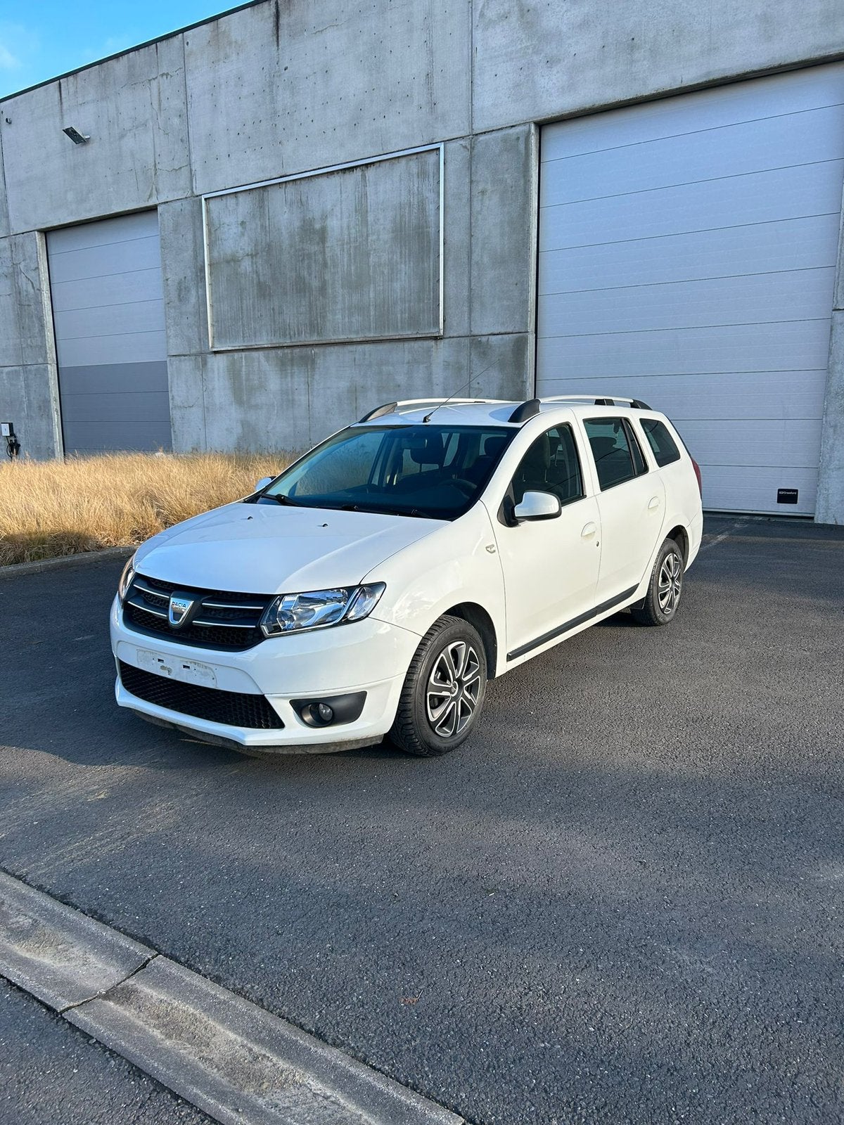 Dacia Logan 0,9 Benzine 2014 km 117120 1j garantie, Auto's, Dacia, Euro 5, Logan, USB, Bedrijf