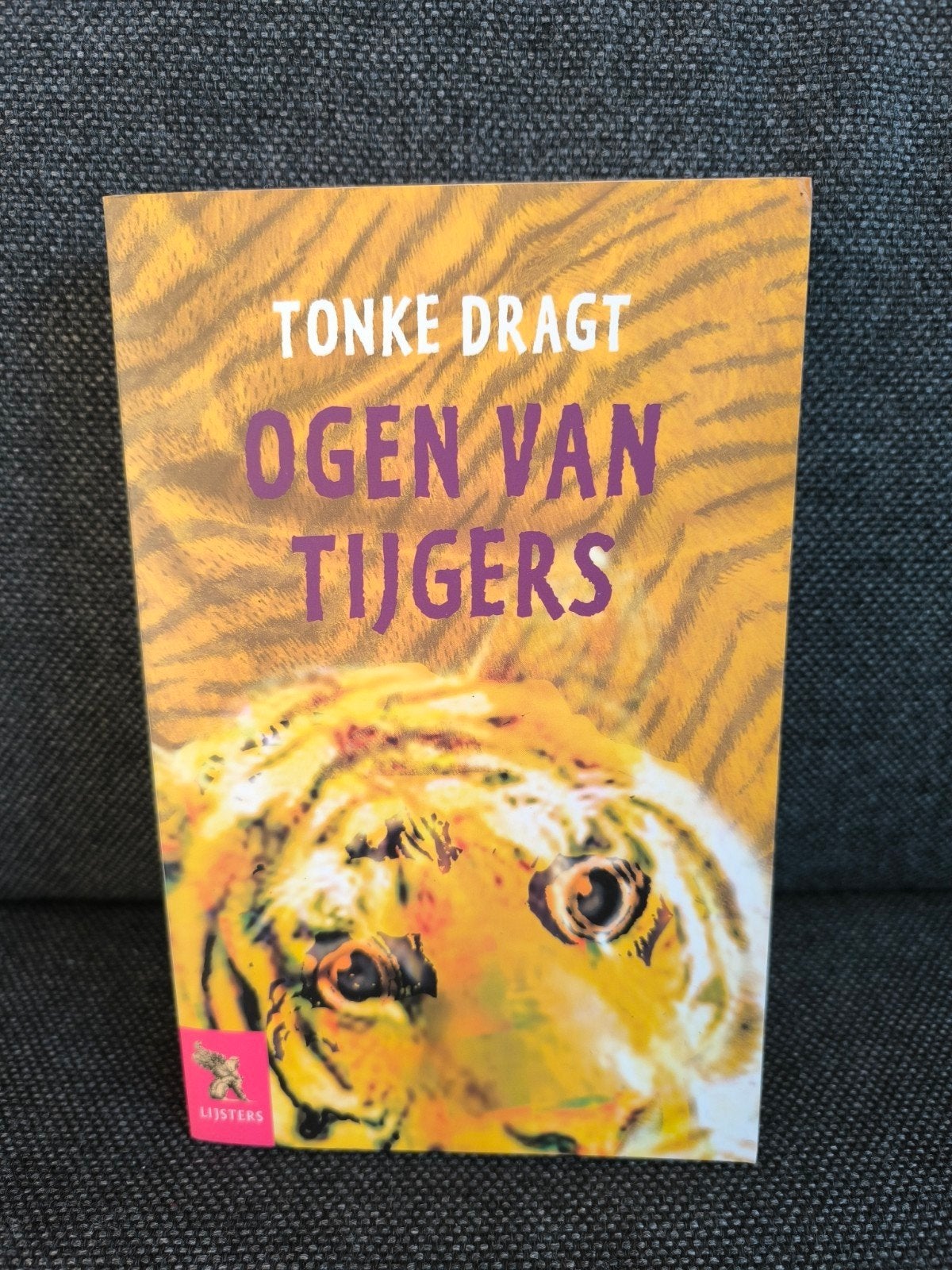 Ogen van tijgers (Tonke Dragt), Boeken, Ophalen, Zo goed als nieuw, Tonke Dragt, Fictie