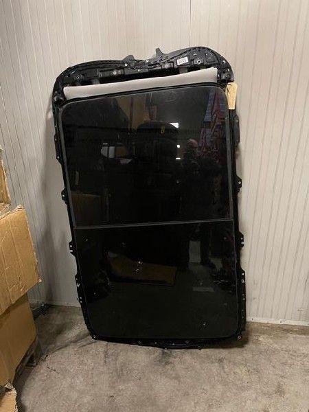 PANORAMADAK Volkswagen Golf Sportsvan (AUVS) (510877041), Gebruikt, De Bloemendaal 21 21
5221 EB  'S HERTOGENBOSCH, NL, Info@123Parts.nl