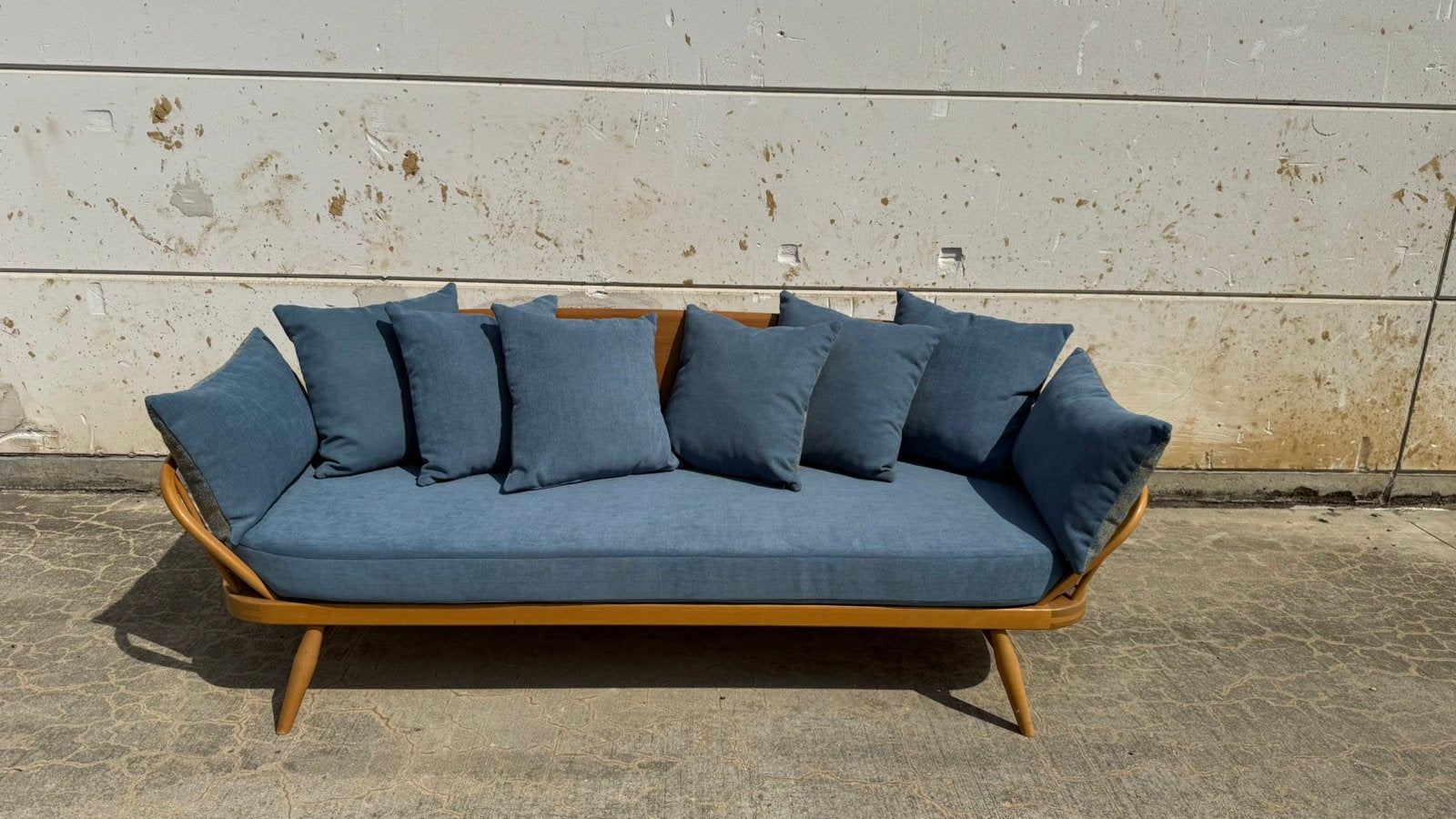 Canapé Ercol "Studio Couch" modèle 355, Enlèvement