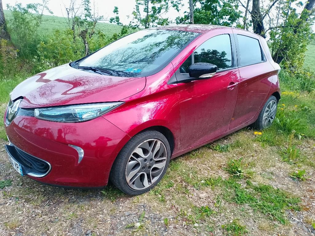 ZOE électrique AVEC BATTERIE Incluse!!!, Autos, Rouge, Achat, Euro 6, Noir