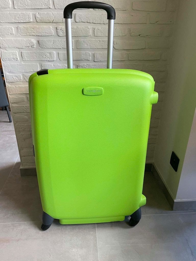 2 felgroene valiezen van samsonite, Handtassen en Accessoires, Koffers, Hard kunststof, 45 tot 55 cm, Zo goed als nieuw, 70 cm of meer