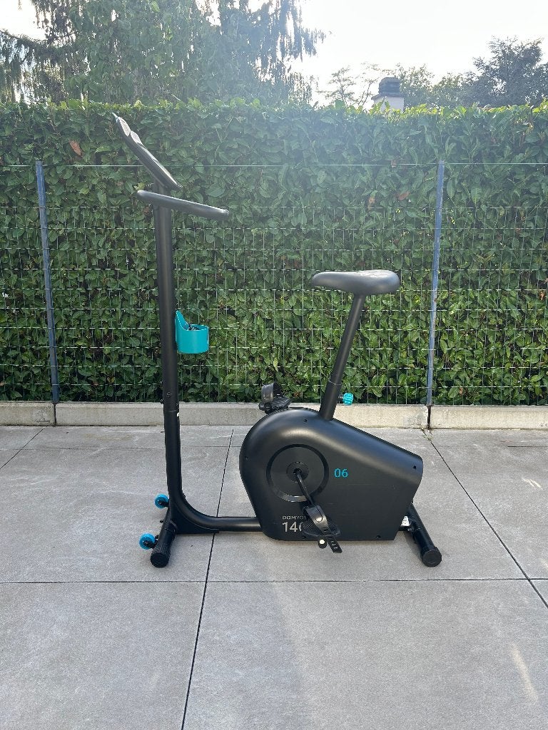 Domyos EB140 B Hometrainer Decathlon – Met Bluetooth & App, Ophalen, Kunststof, Gebruikt, Benen