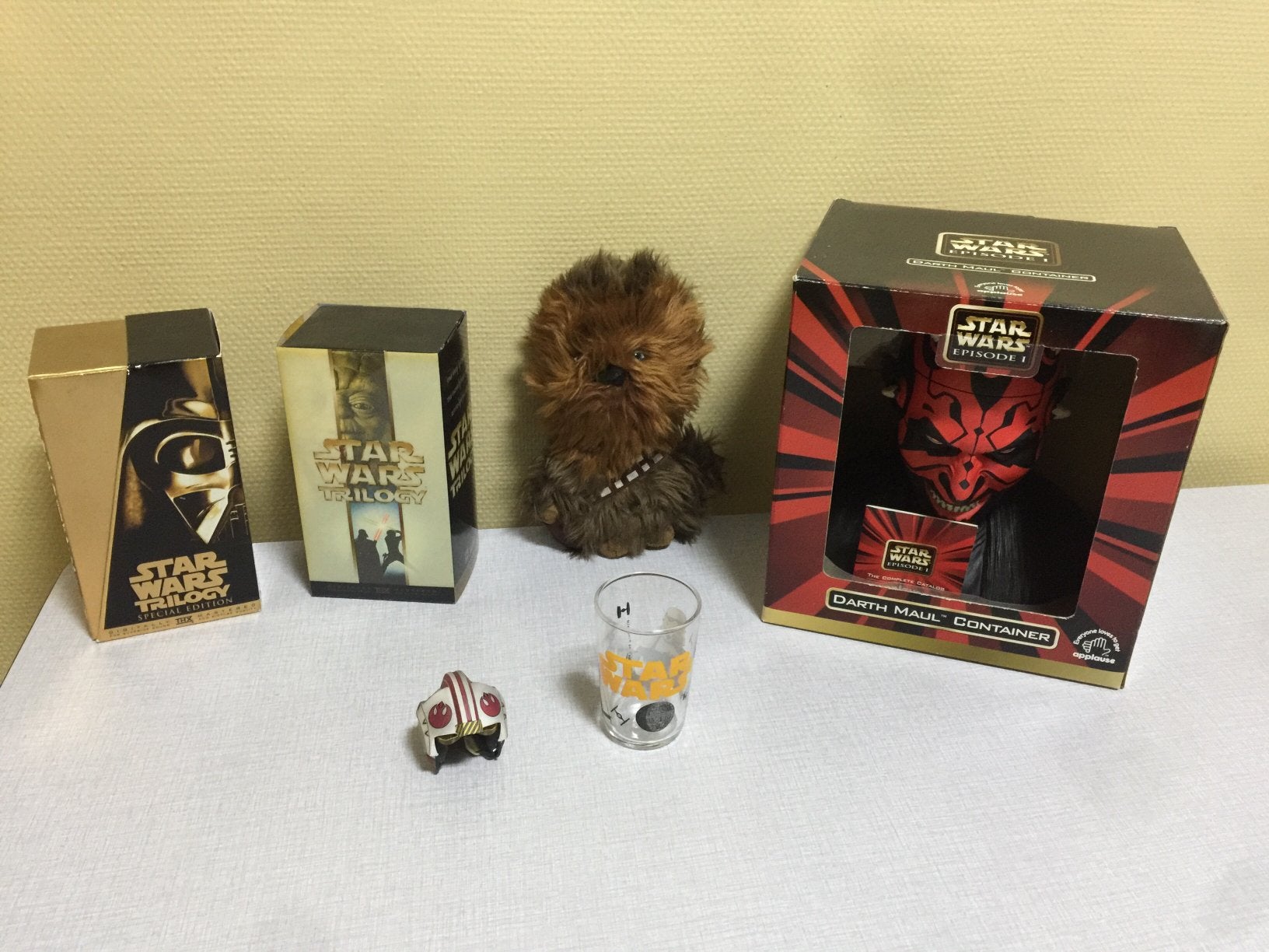 Kleine prachtige star wars verzameling uit eigen verzameling, Verzamelen, Ophalen of Verzenden, Zo goed als nieuw
